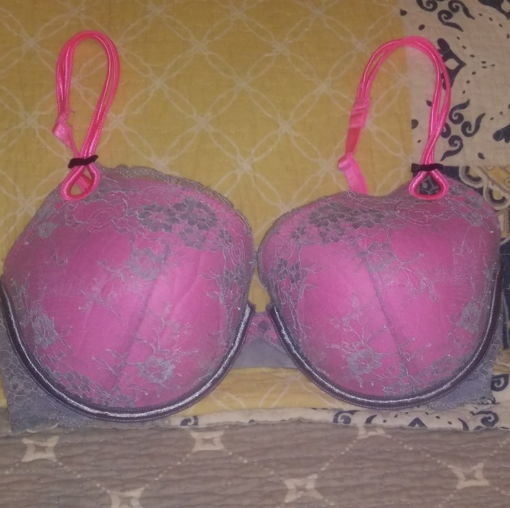 Victoria Secret Bra